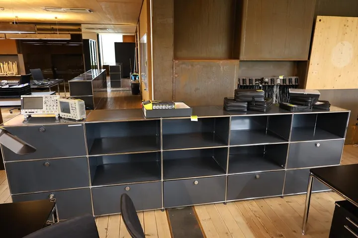1 x USM Haller Highboard 4 x 3 Maße: 378 x 52 x 109 cm